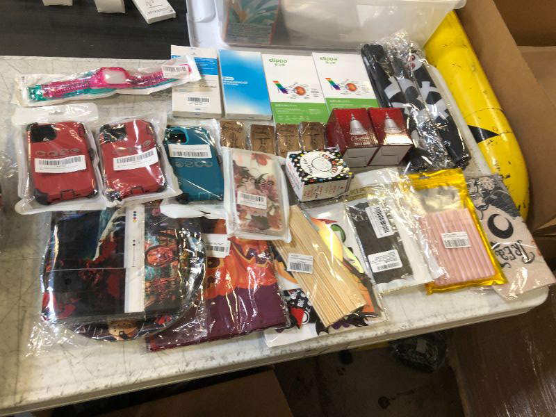 Photo 1 of 25 PCS MISC. ITEMS BAG LOT