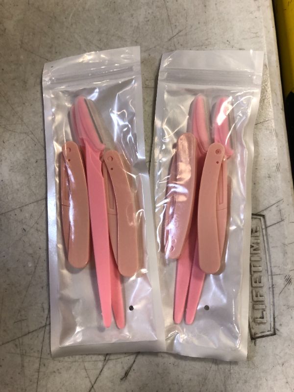 Photo 1 of 4 PCS - 2 PCK EYEBROW SHAVERS PINK