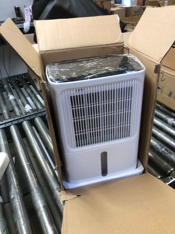 Photo 3 of 30 Pint Dehumidifiers for Home with Drain Hose, VEAGASO 2,500 Sq.Ft Dehumidifier for Basement, Large Room, Bathroom, Three Operation Modes, Intelligent Humidity Control, Dry Clothes, 24HR Timer
