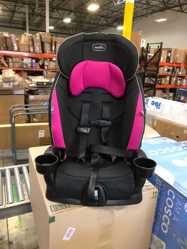Photo 1 of Evenflo Chase Sport Harnessed Booster Car Seat, Jayden 18x18.5x29.5 Inch (Pack of 1)
