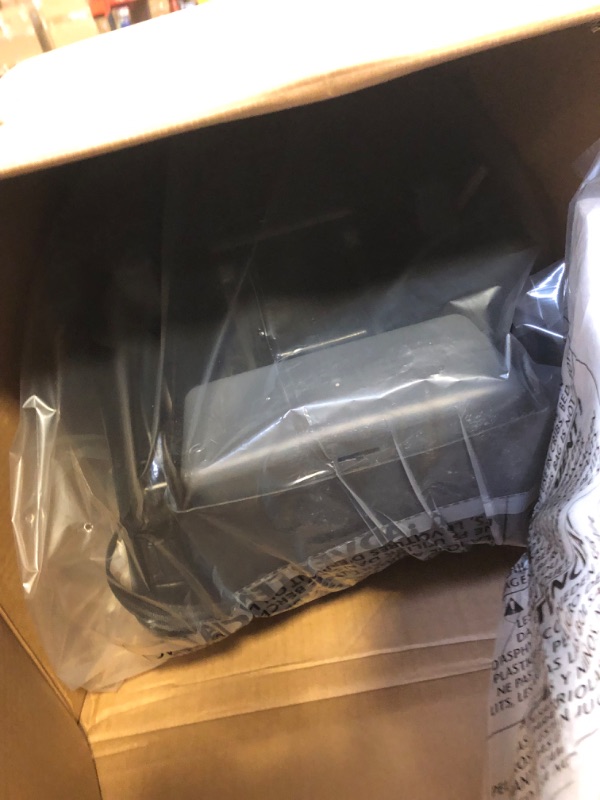 Photo 1 of Evenflo LiteMax Infant Car Seat