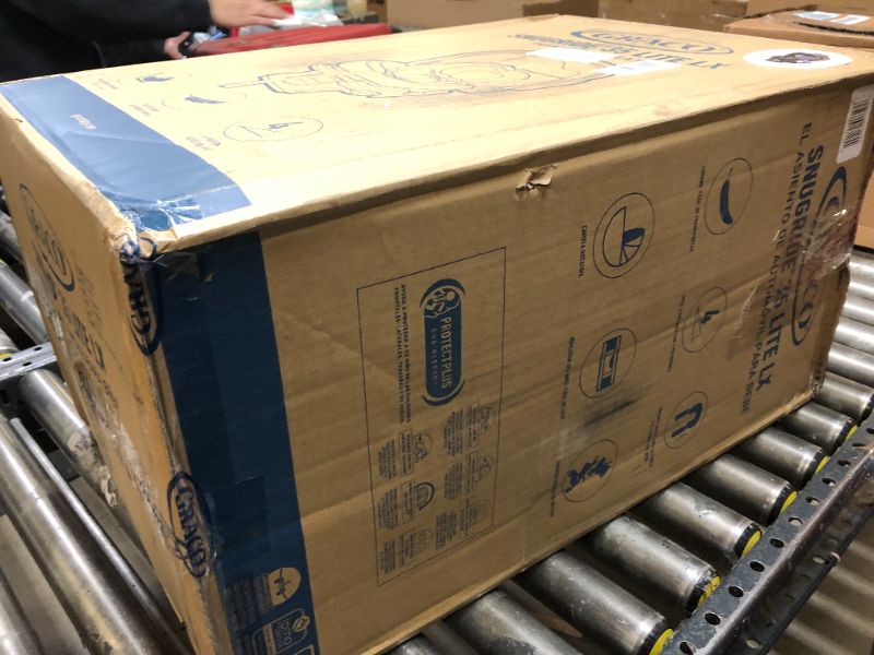 Photo 1 of Graco SnugRide 35 Lite LX Infant Car Seat - Hailey