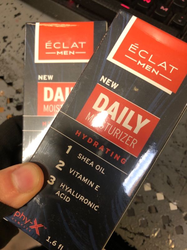 Photo 2 of 2 count Eclat Skincare Advanced Men’s Anti-Ageing Facial Moisturiser - 3X Deeper Hydration HA Cream - Boosts Elasticity, Collagen, Moisture - 100% Vegan, Non-comedogenic, Dermatologist Developed