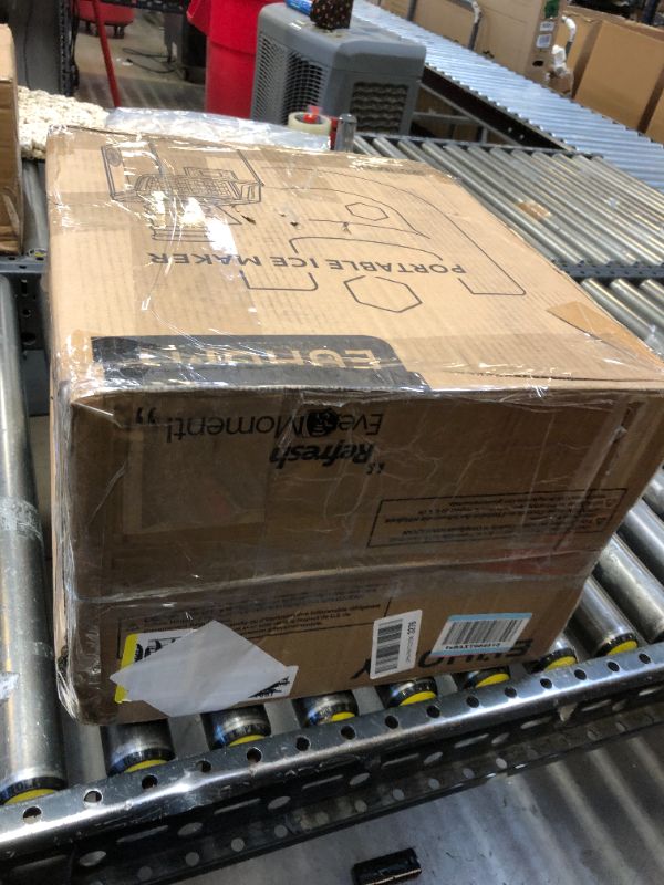 Photo 4 of Euhomy Ice Maker Machine Countertop, 2 Ways to Add Water,45Lbs/Day 24 Pcs Ready in 13 Mins, Self-Cleaning Portable Compact Ice Cube Maker with Ice Scoop & Basket, Perfect for Home/Kitchen/Office/Bar 9.92 x 14.17 x 14.61 inches Silver 1