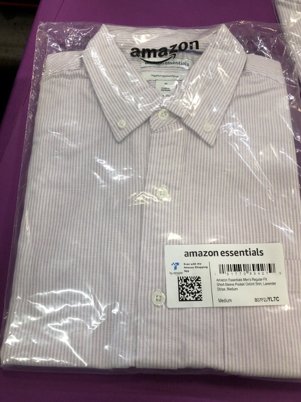 Photo 1 of Amazon Essentials Men's Regular-Fit Short-Sleeve Pocket Oxford Shirt Medium Lavender Stripe