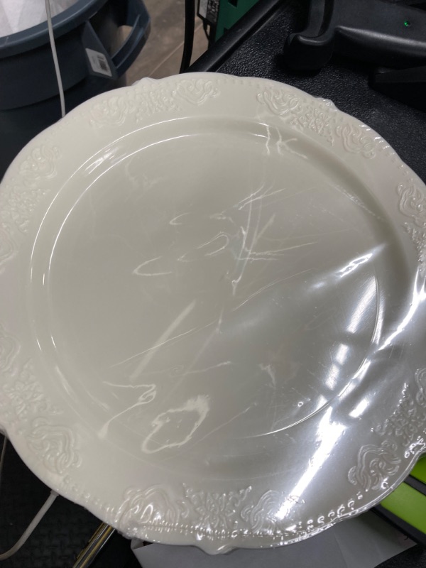 Photo 2 of " OCCASIONS " 240 Plates Pack,(120 Guests) Vintage Wedding Party Disposable Plastic Plates Set -60x10.25'' Dinner+ 60x7.5'' Salad/Dessert Plate (Portofino in plain Ivory) 240 Piece (120 Guest) A4). Portofino-Ivory