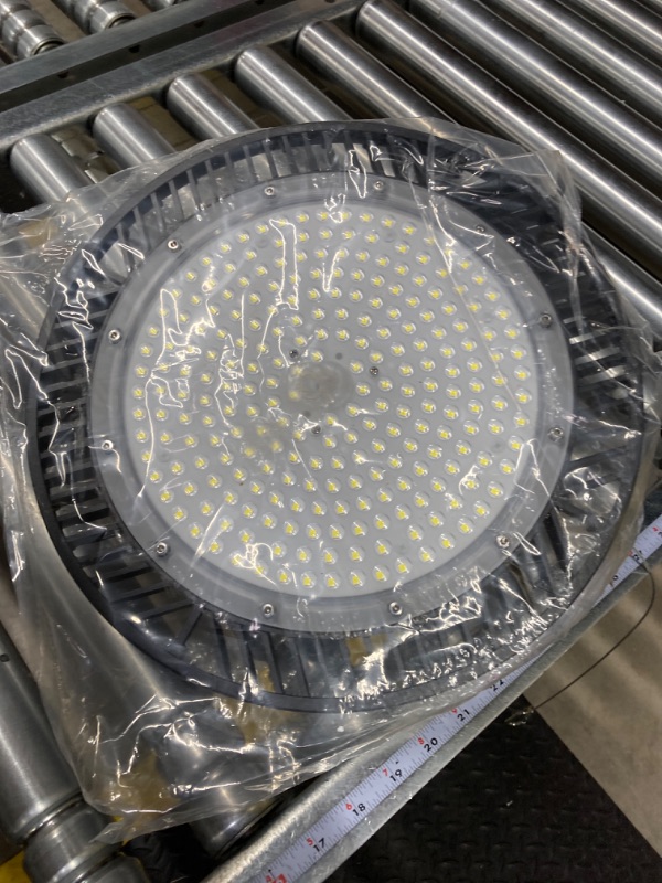 Photo 2 of EVBFORU 4 Pack UFO LED High Bay Light 150W, High Bay LED Lights 21,000LM (160LM/W), 5000K LED Shop Light with IP66 Commercial Warehouse Area Light for Wet Location Area, Workshop, Garage
