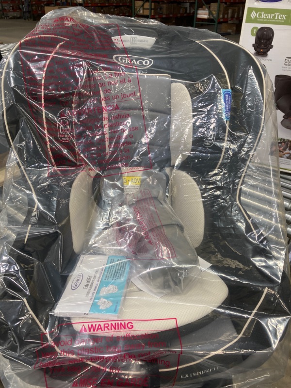 Photo 4 of Graco Extend2Fit Convertible Car Seat, Gotham