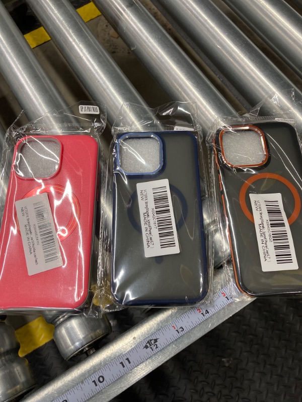 Photo 1 of IPHONE 15 PRO MAX CASES ( 3 PACK BUNDLE )