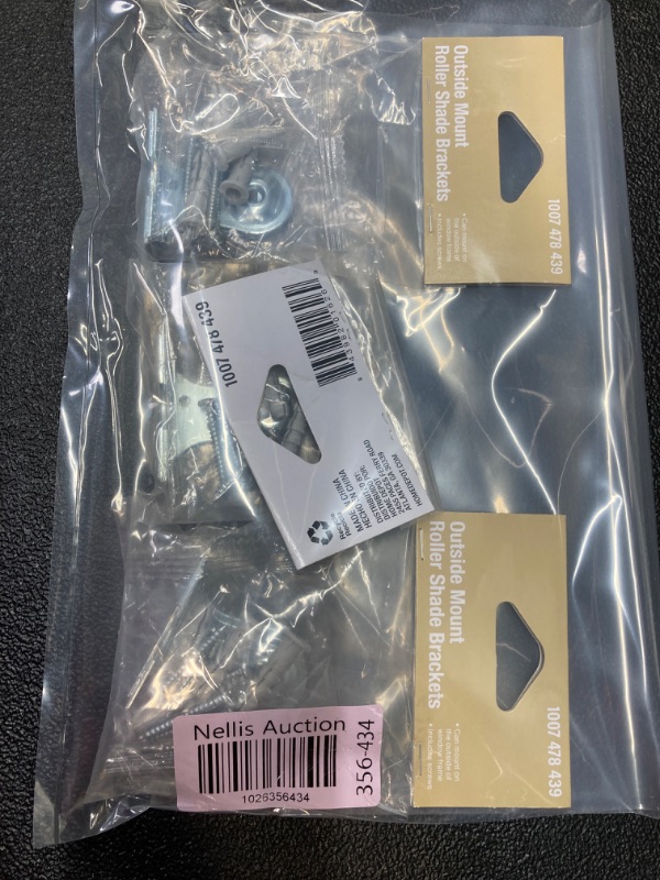 Photo 1 of 1 Pair Roller Window Shade Outside FACE Mount Brackets from Shade Doctor of Maine - 3pk.
