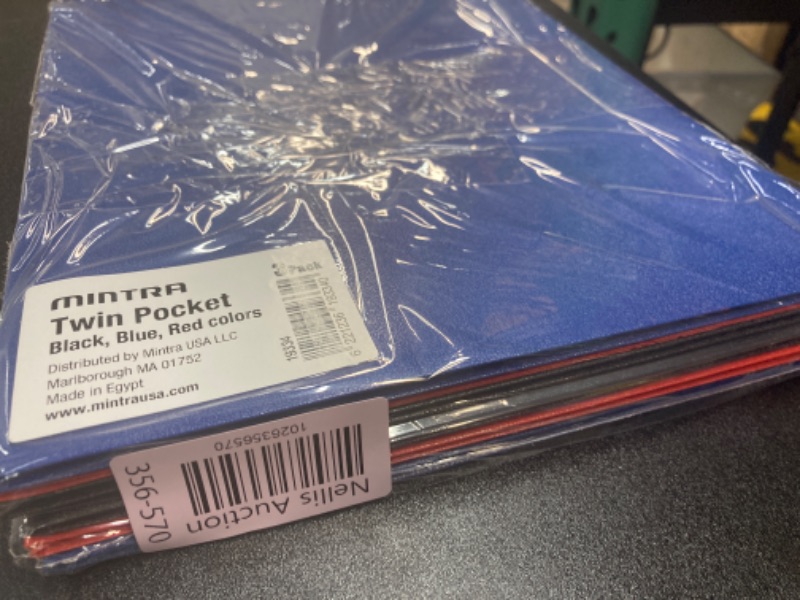 Photo 4 of Mintra Poly Pocket Folders 3pc - Heavy Duty (Black/Blue/Red) - 2pk.