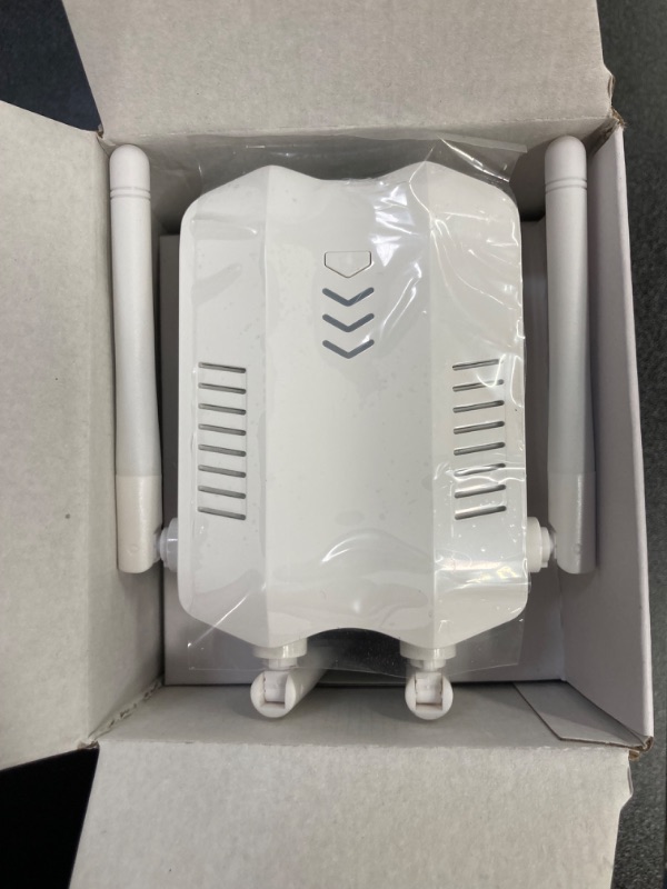 Photo 1 of WiFi Extenders Signal Booster for Home WiFi Boosters and Signal Amplifier, Dual Band 2.4ghz, Cover Up to 1600 Sq.Ft and 30 Devices