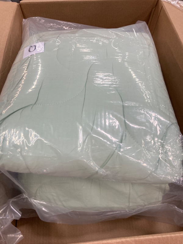 Photo 2 of **SEE COMMENTS**CYMULA Mattress Topper Queen Size, Soft Cooling Pillow Top Mattress Topper Rayon Made from Bamboo Mattress Pad Cover, Queen Bed Topper for Mattress Protector with Deep Pocket
