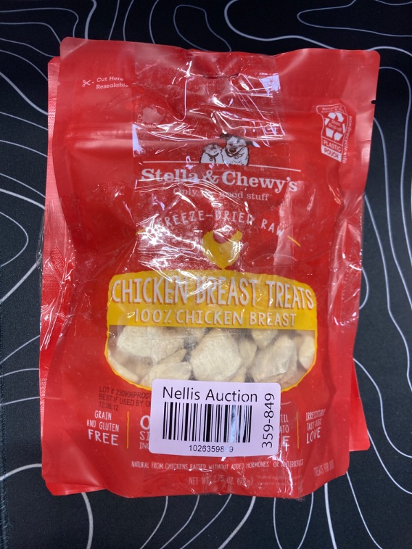 Photo 3 of **2 Pack** Stella & Chewy's Freeze-Dried Raw Single Ingredient Chicken Breast Treats, 2.75 oz. Bag Chicken Breast 2.75 Ounce (Pack of 1)