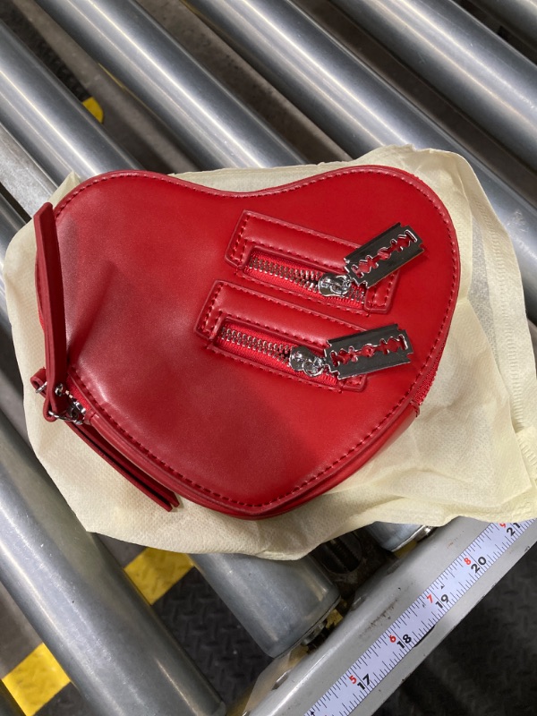 Photo 2 of Gothic Heart Shaped Blade Zipper Chain Bag Red