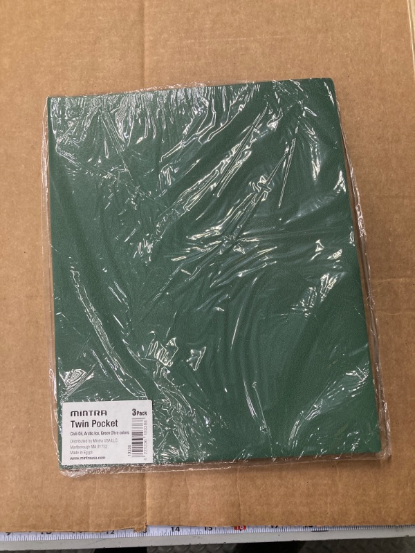 Photo 2 of Mintra Poly Pocket Folders 3pk - Heavy Duty (Chili Oil/Arctic Ice/Green Olive)