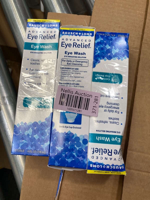 Photo 2 of Bausch + Lomb Advanced Eye Relief Eye Wash 4 fl oz