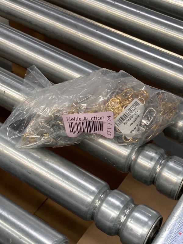 Photo 1 of 32 Pieces Metal Lobster Claw 5 pack 