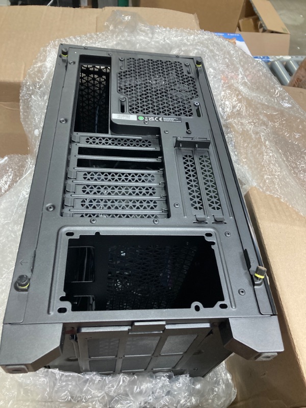 Photo 1 of Corsair 4000D Airflow Tempered Glass Mid-Tower ATX PC Case - Black Black Airflow