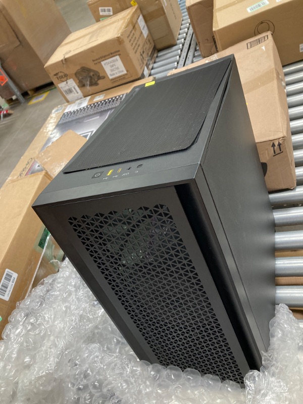 Photo 1 of Corsair 4000D Airflow Tempered Glass Mid-Tower ATX PC Case - Black Black Airflow