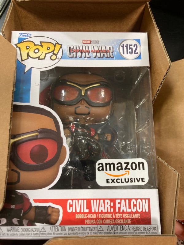 Photo 2 of Funko Pop! Marvel: Captain America: Civil War Build A Scene - Falcon, Amazon Exclusive, Figure 10 of 12