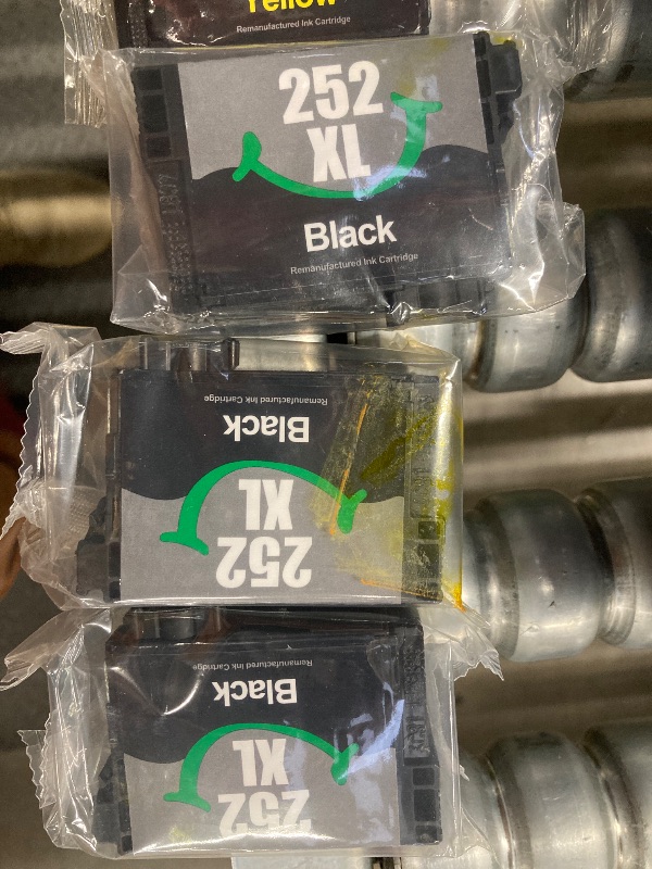 Photo 1 of ***SOME ARE MISSING, WHAT YOU SEE IN THE PICTURES IS WHAT YOU GET*THEY ARE ALL VERIFIED FACTORY SEALRD*** E-Z Ink (Remanufactured Ink Cartridges Replacement for Epson 252XL 252 XL Combo Pack to use with Workforce WF-7110 WF-7710 WF-7720 WF-3640 WF-3620 (4