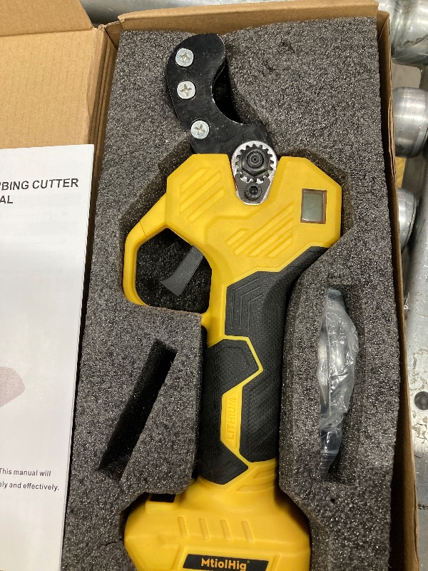 Photo 1 of MtiolHig Cordless PVC Pipe Cutter Compatible with DEWALT 20v Battery, 1-5/8" (32mm) Pipe Cutter Tool Brushless Motor Tubing Cut 240W - Battery not included
