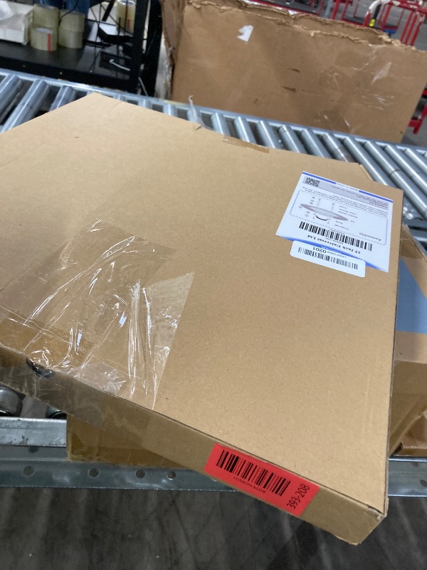 Photo 1 of **HARDWARE MISSING***HOMVIDA 15 inch Large Universal Lid for 11-15" Pans Pots, Stainless Steel Pan Lid Cover for 11 12 13 14 15 In Cast Iron Skillets Frying Pans Woks