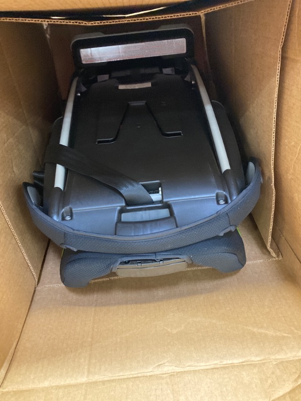 Photo 2 of Graco Landmark 3 in 1 Car Seat | 3 Modes of Use from Rear Facing to Highback Booster Car Seat, Wynton