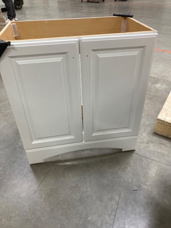 Photo 3 of 30.50 in. W Bath Vanity in White with Cultured Marble Vanity Top in White with White Basin