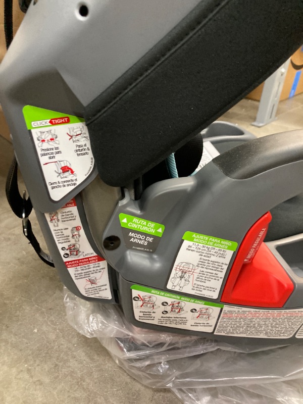 Photo 3 of Britax Grow with You Click Tight Harness-to-Booster, Green Contour Safe Wash Click Tight Green Contour