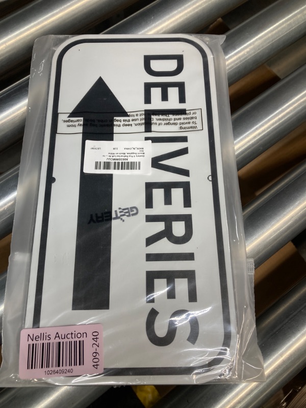 Photo 2 of 4 Pcs Deliveries Left Arrow Sign 12 x 6 Inch Rectangle Acrylic Deliveries Sign Weather Fade Resistant Delivery Signs for Packages Indoor Outdoor Porch Easy to Mount Supplies, Black on Withe