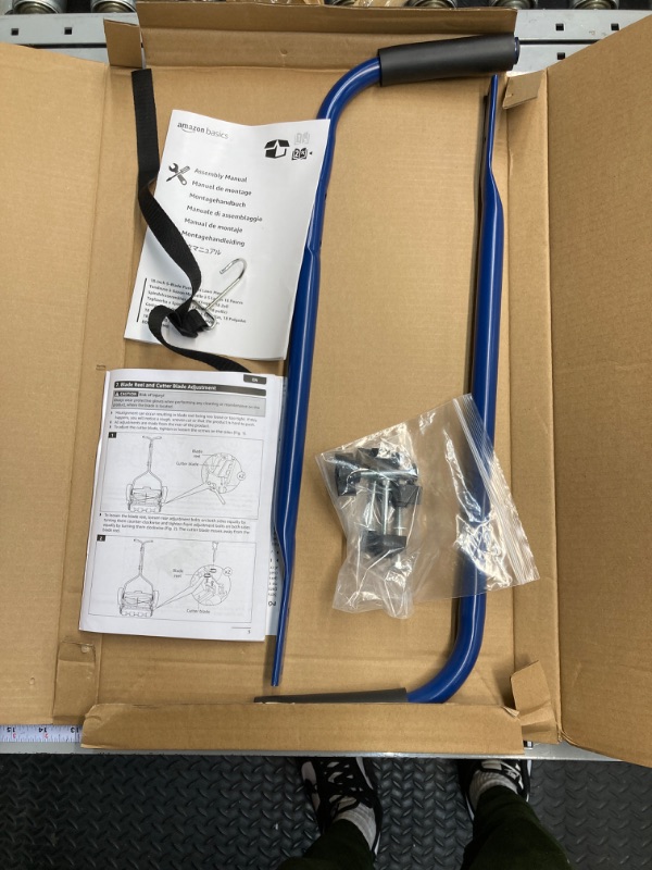 Photo 1 of Amazon Basics 18-Inch 5-Blade Push Reel Lawn Mower with Grass Catcher, Blue 18-Inch 5-Blade Mower with Grass Catcher