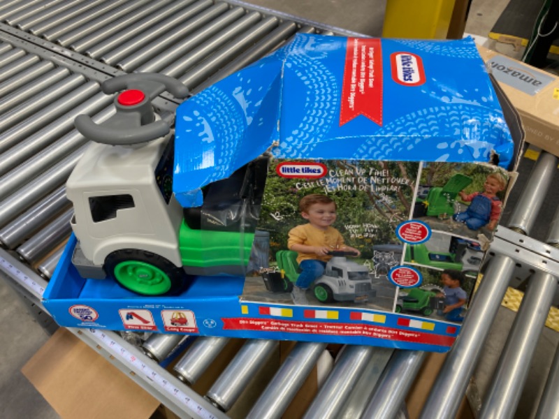 Photo 2 of Little Tikes Dirt Diggers Garbage Truck Scoot Ride On with Real Working Horn and Trash Bin for Themed Roleplay for Boys, Girls, Kids, Toddlers Ages 2 to 5 Years