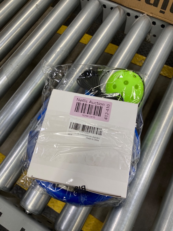 Photo 1 of BUNDLE****
Solo Pickleball Trainer Set with Large Capacity Baseboard, Professional Pickleball and Stretch String, Match Buddy Pickleball Trainer, Rebound Pickleball Practice Trainer for Adult, Kids, Beginners Green
Teloon Walker Tennis Balls -8 PCS Precu