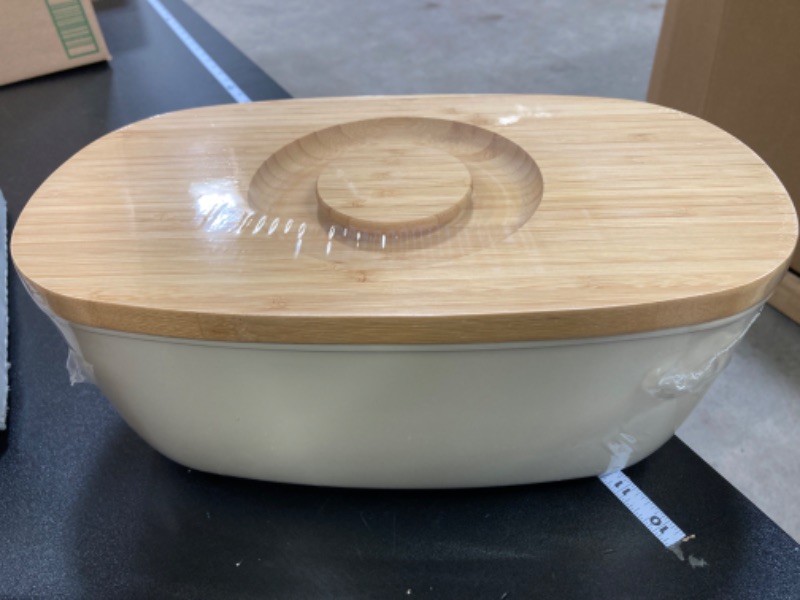 Photo 2 of 13.8 X 7.8 X 5.6in Bread Box With Cutting Board, Kitchen Countertop Bread Storage Container with Reversible Bamboo Serving Lid, homemade bread storage container (Oval)