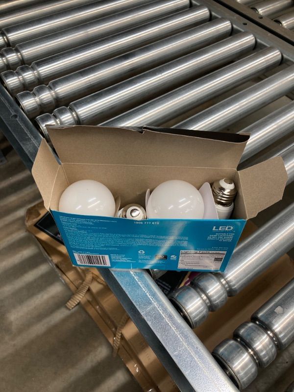 Photo 1 of 75-Watt Equivalent A19 Dimmable LED Light Bulb Daylight (4-Pack)