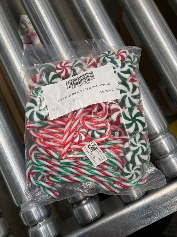 Photo 3 of 120Pcs Candy Cane Decorations Plastic Candy Cane Tree Hanging Decoration Candy Cane Ornament for Tree Decor Home Indoor Outdoor Party Favor, (Red, White and green)