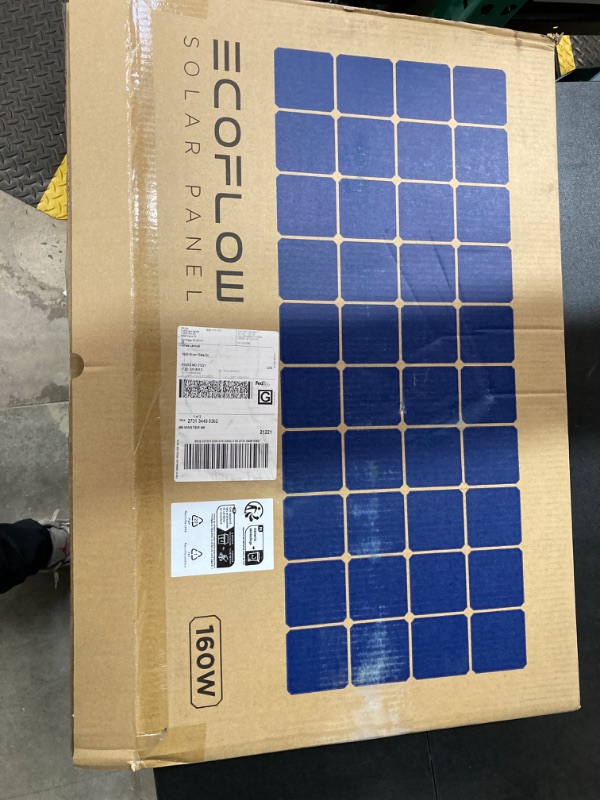 Photo 3 of EcoFlow 110W Solar Panel 23.3-in x 13.5-in x 0.8-in 110-Watt Portable Solar Panel