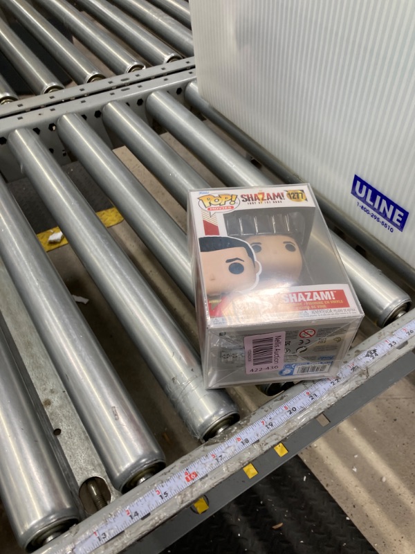 Photo 2 of Funko Pop! Movies: Shazam! Fury of The Gods - Shazam with Chase (Styles May Vary)