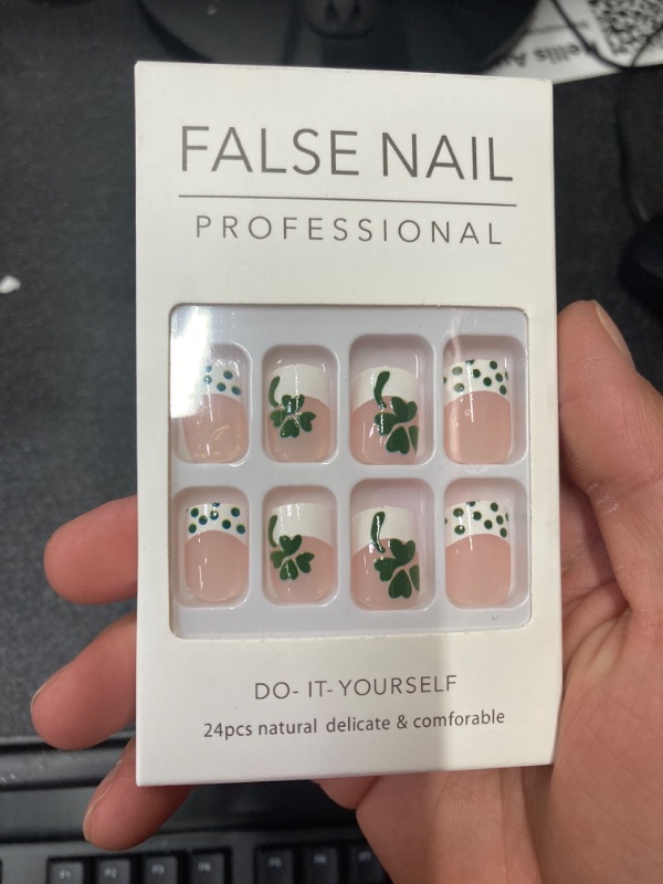 Photo 2 of 24Pcs St.Patrick’s Day Press on Nails Short Square with Green Four Leaf Clover Design French Tip Acrylic False Nails Glue on Nails Glossy Full Cover Fake Nails Stick on Nails for Women Girls Green 1