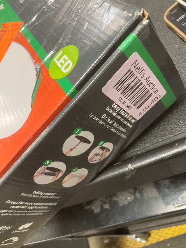 Photo 1 of HALO HLB8169FS1EMWR Canless Large LED Recessed Light Selectable 2700K, 3000K, 3500K, 4000K, 5000K CCT 8 Inch White