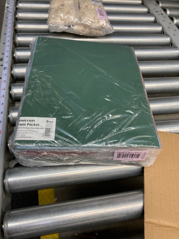 Photo 1 of *** Bundle x 9*** Mintra Poly Pocket Folders 3pk - Heavy Duty (Chili Oil/Arctic Ice/Green Olive)