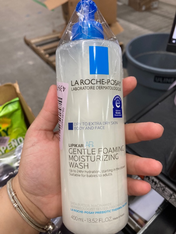 Photo 2 of La Roche-Posay Lipikar AP+ Gentle Foaming Moisturizing Wash | Shea Butter + Niacinamide + Glycerin | Moisturizing Body Wash & Face Wash For Dry Skin | National Eczema Association Accepted | Soap Free