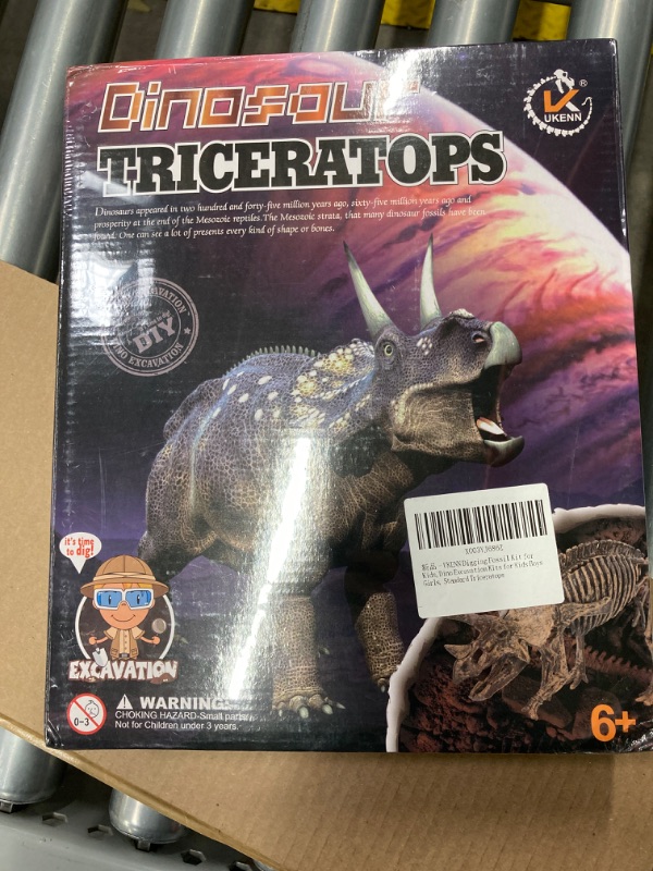 Photo 1 of Digging Fossil Kit for Kids,Dino Excavation Kits for Kids Boys Girls, Standard Triceratops