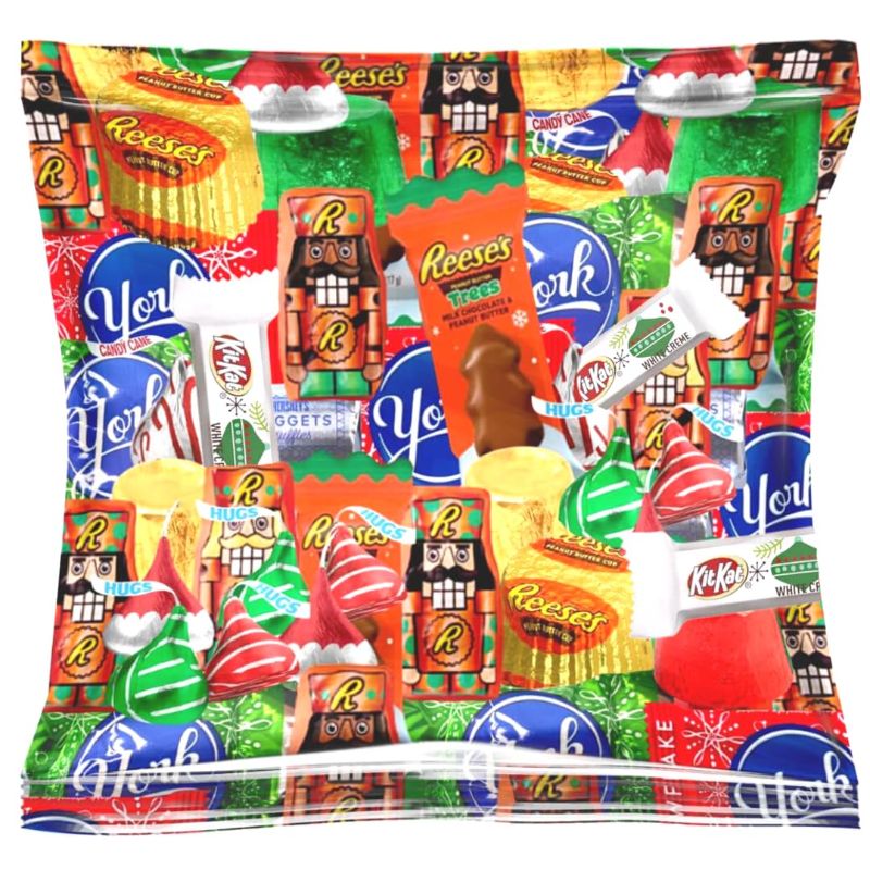 Photo 1 of *** BUNDLE 3 PACK *** Christmas Chocolate Candy Hershey Holiday Mix - Rolo, Hugs, KitKat, Nutcrackers, York, Trees, Kisses, Nuggets & More! (32 Ounces) Assorted 32 Ounces