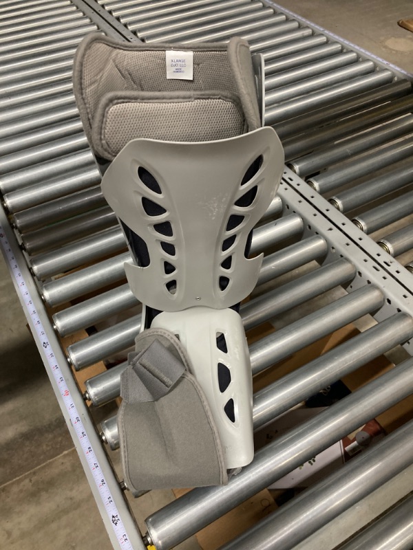 Photo 1 of ***SEE PHOTOS*** Aircast AirSelect Walker Brace/Walking Boot XL