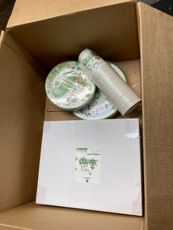 Photo 2 of 2 pack DaYammi 90Pcs St.Patrick's Day paper plates,Green Paper Plates with Leprechaun Decoration,Green Shamrock Plate Disposable Set Include 60Pcs Paper Plates and 30Pcs Paper Cups for St.Patrick's Day Party