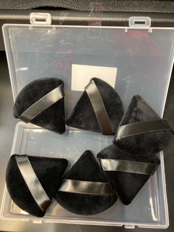 Photo 1 of 6 Pcs Powder Puff Black Triangle Soft Makeup Powder Puff Face Makeup Sponge Puff Velour Makeup Puff Pure Cotton Powder Puff for Loose Mineral Powder Cosmetic Body Contouring Tools A 6 Black