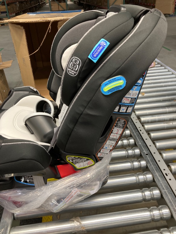 Photo 4 of Graco Fairmont 4ever DLX 4-in-1 Car Seat